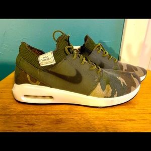 Limited Edition Men’s Nike Size 13